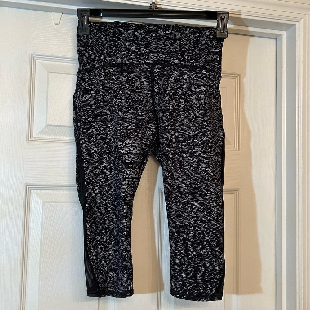 Lululemon Wunder Under Capri Legging Women’s Size 8